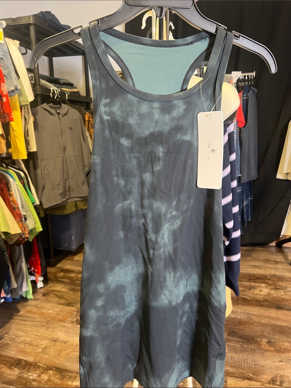 CRZ YOGA Women's Black and Teal Tie-Dye Racerback Tank
